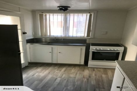 Photo of property in 2/7 Duke Street, Papakura, 2110