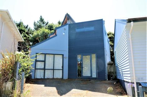 Photo of property in 22 Quebec Street, Kingston, Wellington, 6021