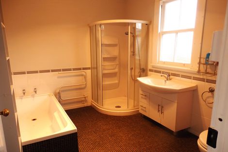 Photo of property in 38 Hall Street, Cambridge, 3434