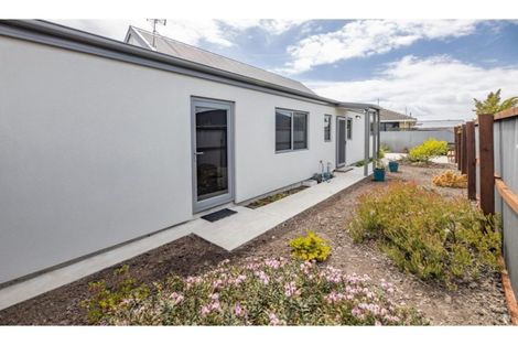 Photo of property in 1/49 Castletown Place, New Brighton, Christchurch, 8083