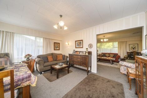 Photo of property in 15 Wallace Place, Hokowhitu, Palmerston North, 4410