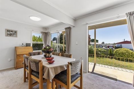 Photo of property in 3 Rosalind Street, Deanwell, Hamilton, 3206