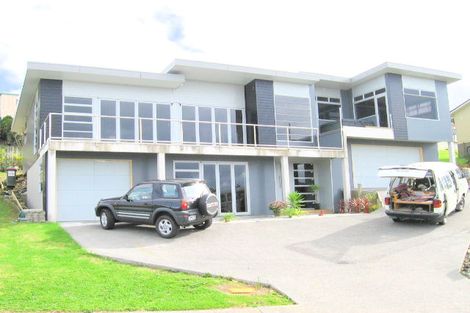 Photo of property in 3 Orewa Heights Crescent, Orewa, 0931