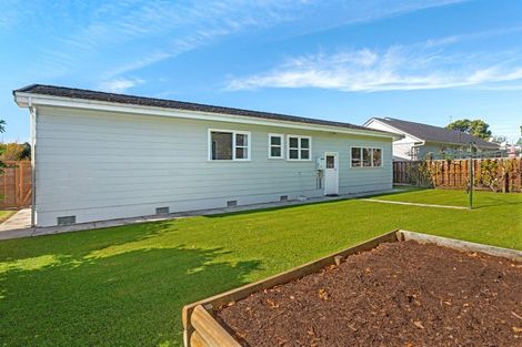 Photo of property in 69 Iranui Road, Inner Kaiti, Gisborne, 4010