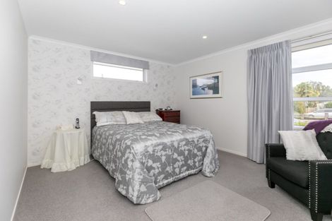 Photo of property in 99 Dixon Road, Glenview, Hamilton, 3206