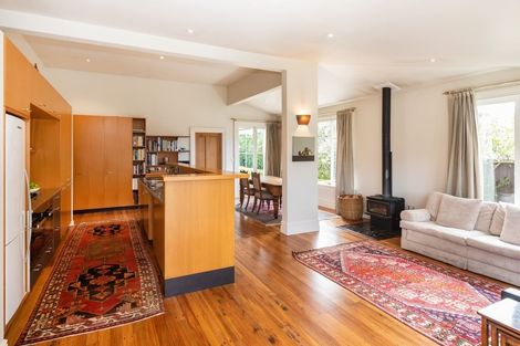 Photo of property in 42 Holly Road, St Albans, Christchurch, 8014