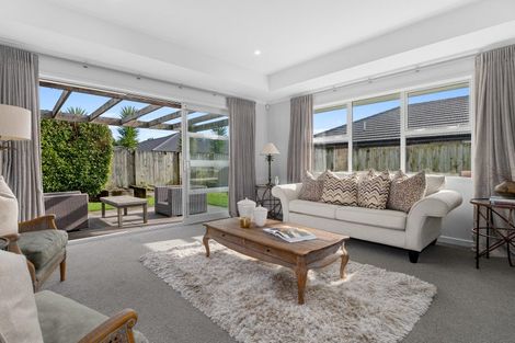 Photo of property in 278 Lakes Boulevard, Pyes Pa, Tauranga, 3112