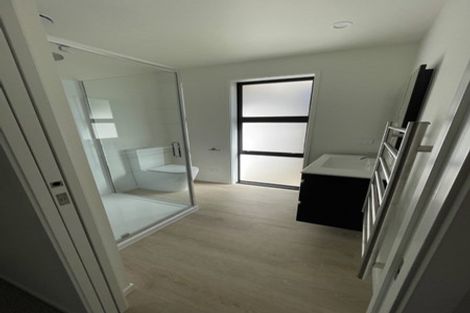 Photo of property in 16 Vogue Circle, Vogeltown, 4310