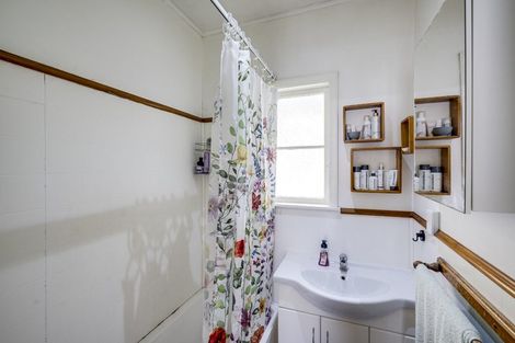 Photo of property in 2/33 Nuffield Avenue, Marewa, Napier, 4110