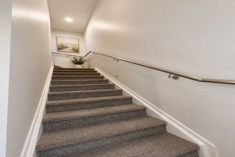 Photo of property in 8/11 Stottholm Road, Titirangi, Auckland, 0604
