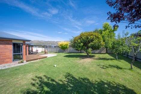 Photo of property in 60 Newcastle Street, Clyde, 9330