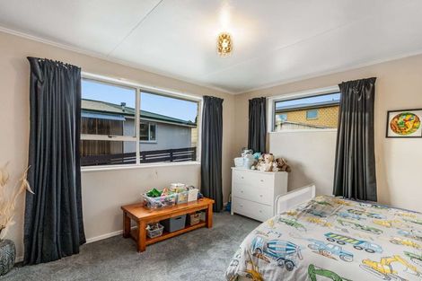 Photo of property in 2 Dale Crescent, East Gore, Gore, 9710