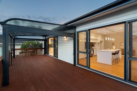 Photo of property in 43 Hornbill Drive, Fairview Heights, Auckland, 0632