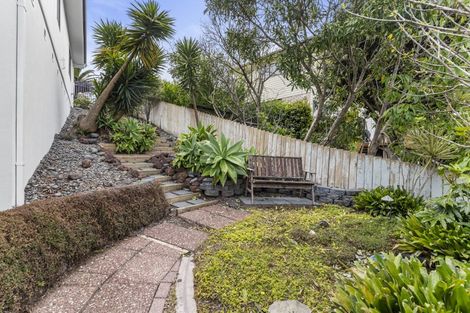 Photo of property in 7 Jubaea Place, Henderson, Auckland, 0610
