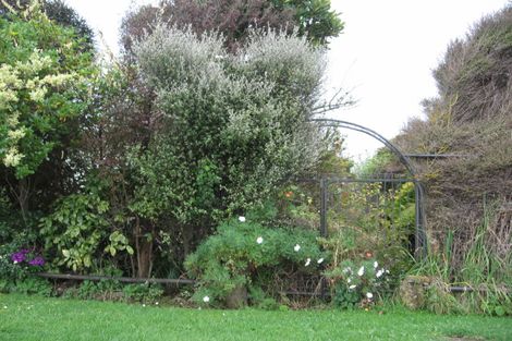 Photo of property in 2 Somerset Road, Springvale, Whanganui, 4501