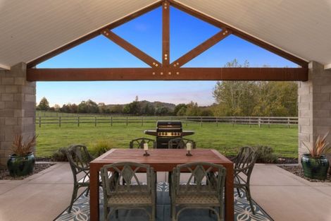 Photo of property in 939 Kahikatea Flat Road, Waitoki, Kaukapakapa, 0871