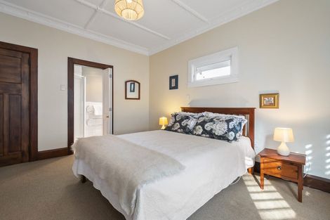 Photo of property in 44 Manapouri Crescent, Hokowhitu, Palmerston North, 4410