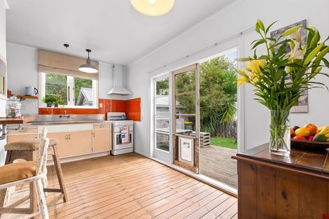Photo of property in 11 Devon Street, Glenholme, Rotorua, 3010