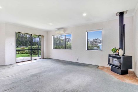 Photo of property in 95 Baker Road, Mangorei, New Plymouth, 4371