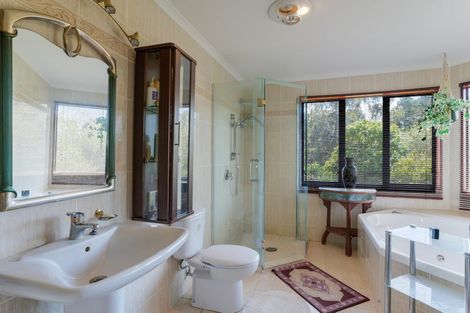 Photo of property in 260 State Highway 16, Kumeu, 0892