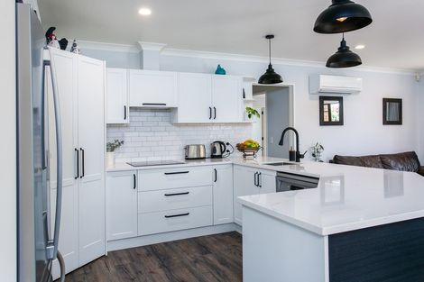 Photo of property in 8 Damio Place, Cambridge, 3434