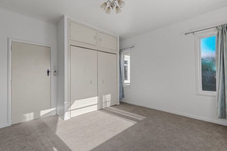 Photo of property in 73 Maeroa Road, Maeroa, Hamilton, 3200