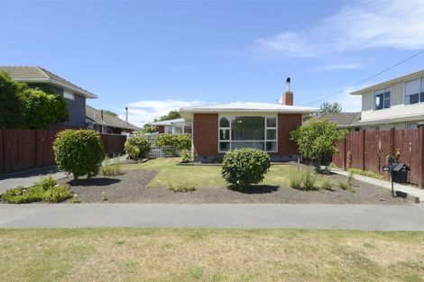 Photo of property in 138 Grimseys Road, Redwood, Christchurch, 8051