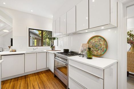 Photo of property in 9 Kotare Street, Fendalton, Christchurch, 8041