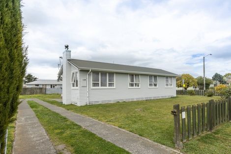 Photo of property in 4 Peterhead Avenue, Flaxmere, Hastings, 4120