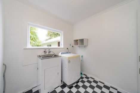 Photo of property in 28 Lyndhurst Street, Takaro, Palmerston North, 4412