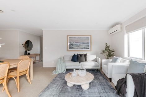 Photo of property in 10 Te Kio Crescent, Papamoa Beach, Papamoa, 3118