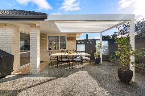 Photo of property in 1 Zara Court, Flat Bush, Auckland, 2016