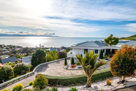 Photo of property in 4 Cape View, Atawhai, Nelson, 7010