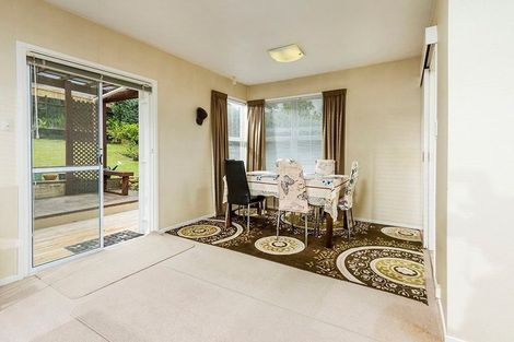 Photo of property in 73 Lynden Avenue, Hillcrest, Auckland, 0627