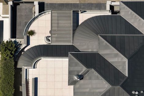 Photo of property in 1/60 Milford Road, Milford, Auckland, 0620