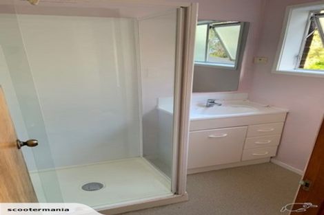 Photo of property in 6/495 Glenfield Road, Glenfield, Auckland, 0629