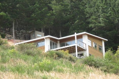 Photo of property in 51 Ocean View Terrace, Sumner, Christchurch, 8081