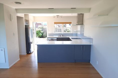 Photo of property in 2/48a Northboro Road, Belmont, Auckland, 0622