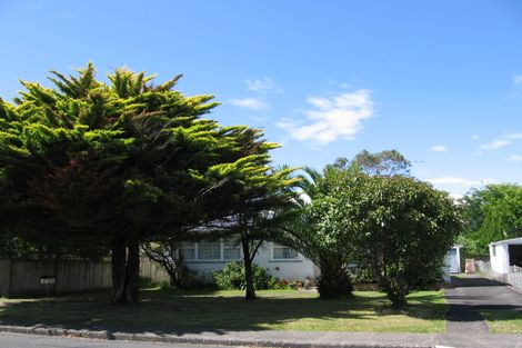 Photo of property in 35 Sylvia Road, Hillcrest, Auckland, 0627