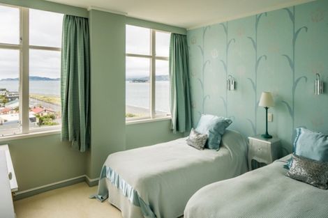 Photo of property in Rona House, 33 Rimu Street, Eastbourne, Lower Hutt, 5013