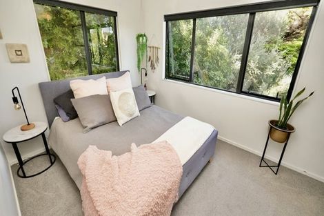 Photo of property in 7 Hillgrove Place, Fitzherbert, Palmerston North, 4410