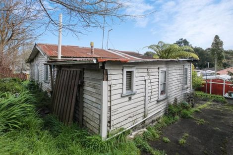 Photo of property in 35 Huia Avenue, Forest Lake, Hamilton, 3200