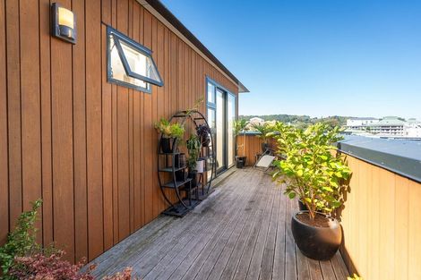 Photo of property in Revolucion Apartments, 404/28s Torrens Terrace, Mount Cook, Wellington, 6011