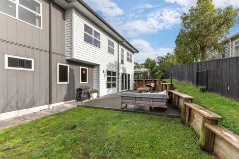 Photo of property in 122a Main Road, Titahi Bay, Porirua, 5022