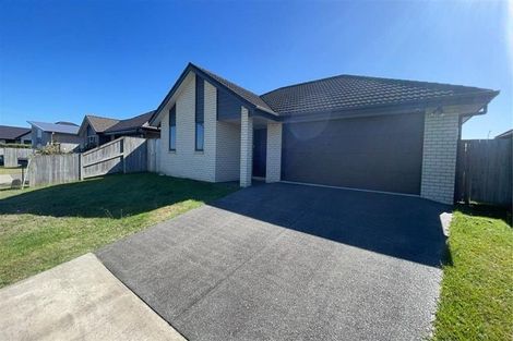 Photo of property in 12 Teatree Close, Huntington, Hamilton, 3210
