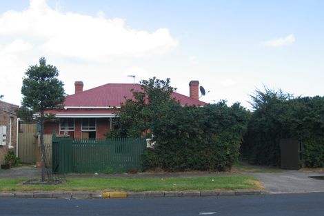 Photo of property in 162 Captain Springs Road, Onehunga, Auckland, 1061