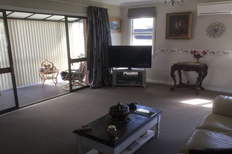 Photo of property in 6 Hillview Place, Pleasant Point, 7903