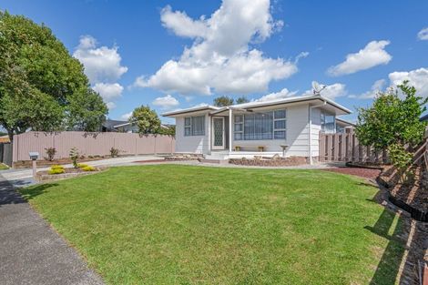 Photo of property in 20 Dunk Place, Milson, Palmerston North, 4414