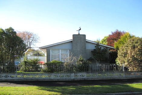 Photo of property in 31 Cardinal Drive, Hillmorton, Christchurch, 8025