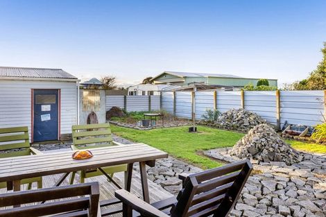 Photo of property in 42 Fantham Street, Hawera, 4610